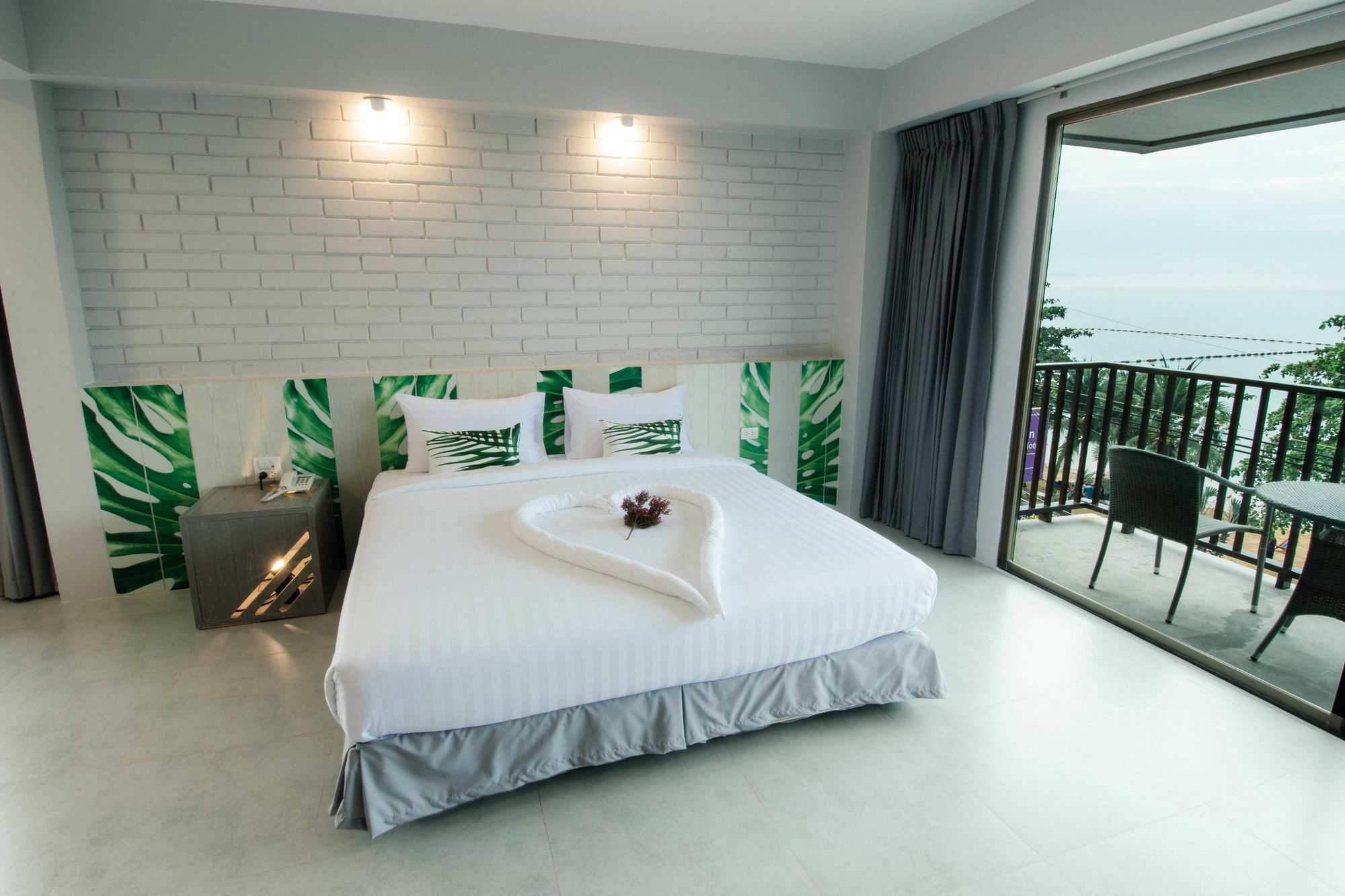 The Pat Hotel Praia de Jomtien Exterior foto